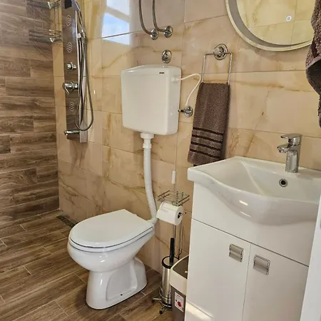 Vikendica Dar Holiday home *
