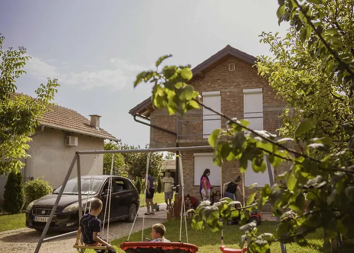 Vikendica Dar * Begec